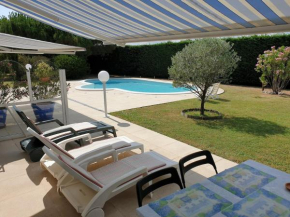 Studio meublé 2 pièces jardin piscine
